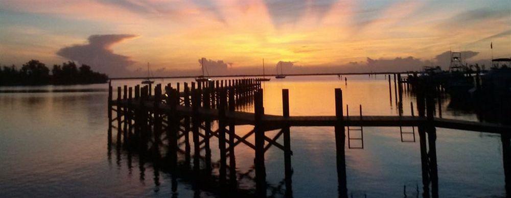 Capt Hirams Resort Sebastian Luaran gambar